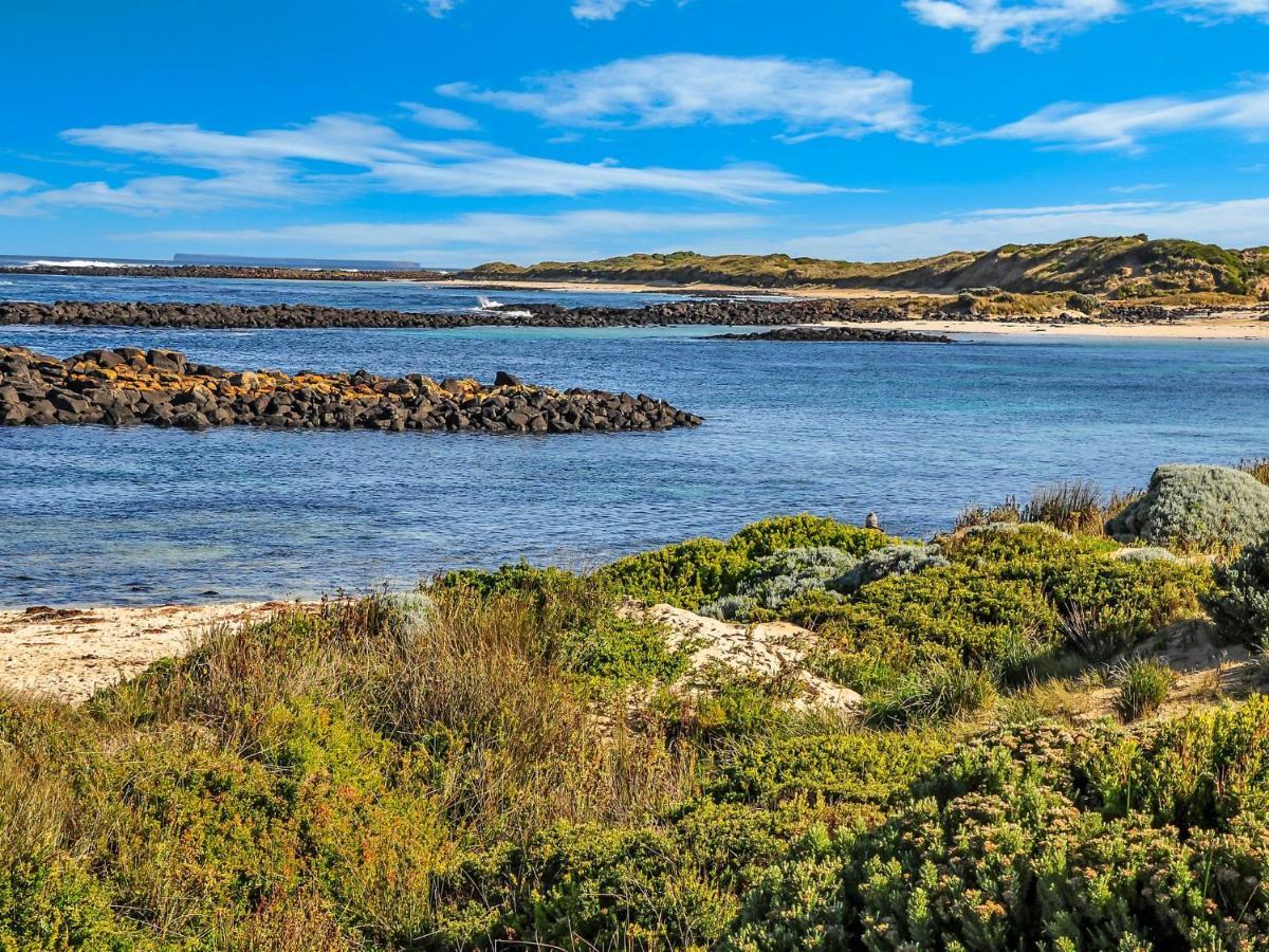 Hearn'S Beachside Villa 7 Port Fairy Exterior foto